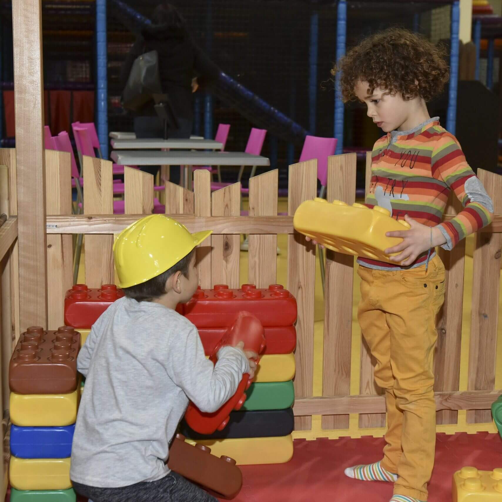 Les bénéfices des jeux de construction pour les enfants - Gulli Parc