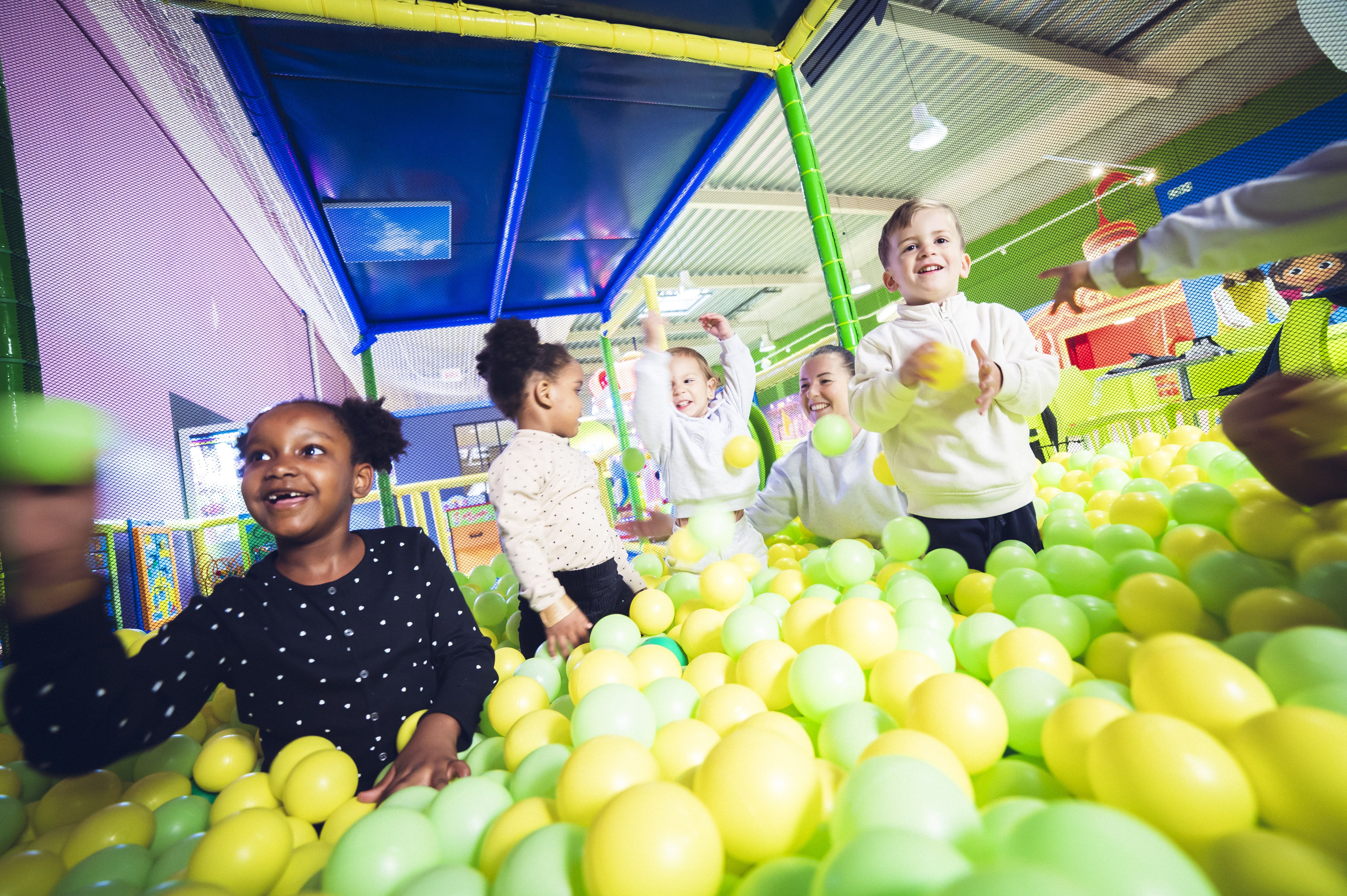 Piscine à balles + 3 ans